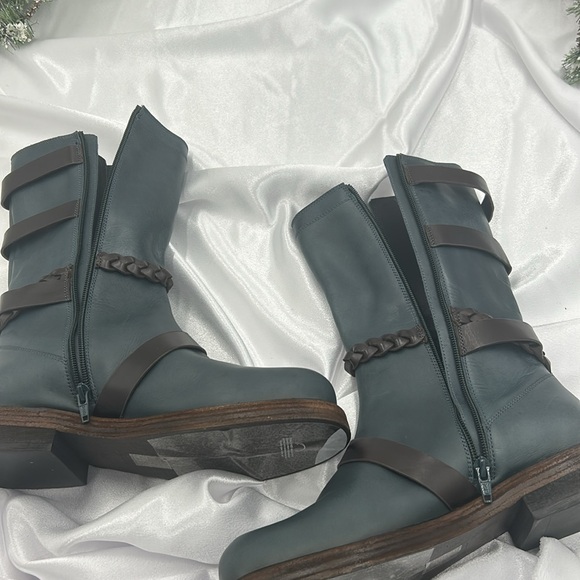 We The Free Dusty Buckle Boots - Sz.40 (8.5) New w some minor scratches - Picture 13 of 14